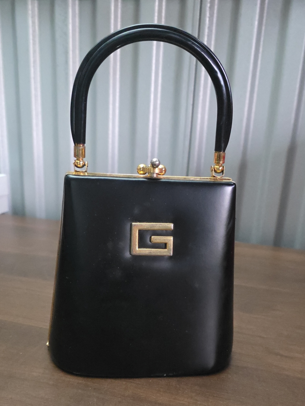Vintage G Logo Black Top-Handle Women’s Bag